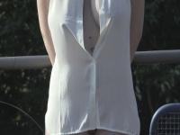 GroÃe Naturtitten auf dem Silbertablett